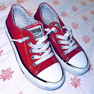 Red Classic WeeStep Size 12 No Tie Lace Shoes in GUC